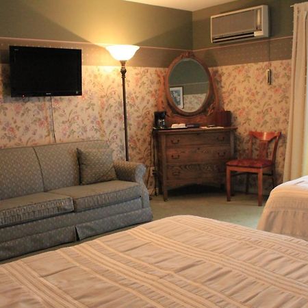 Auberge Le Flores GrandʼMère Eksteriør bilde