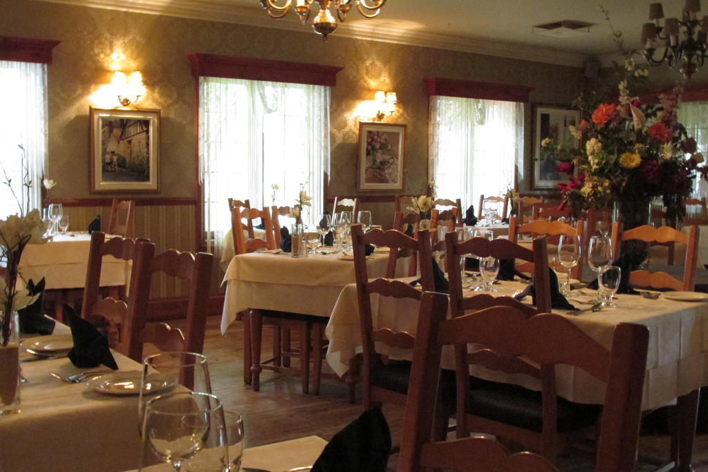 Auberge Le Flores GrandʼMère Eksteriør bilde